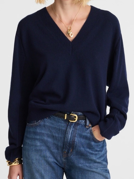 Madewell Sweaters - NWT! MADEWELL Women’s Cashmere V-Neck Sweater in Dark Cosmos Navy Size XS